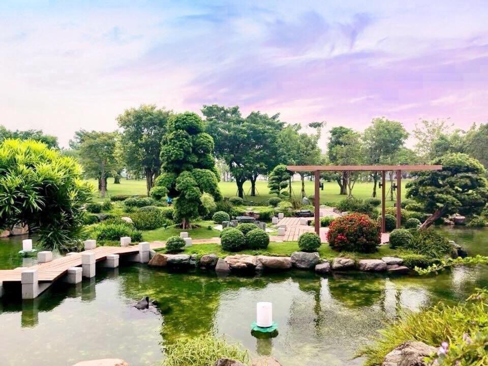 Homes By Christine - Vinhomes Central Park Хошимин Экстерьер фото